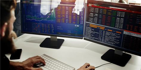 These Two Stocks Have More in Common Than Their Industry