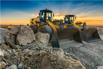 Shallow Gold Discovery Expands as New Drill Results Strengthen Emerging Trend